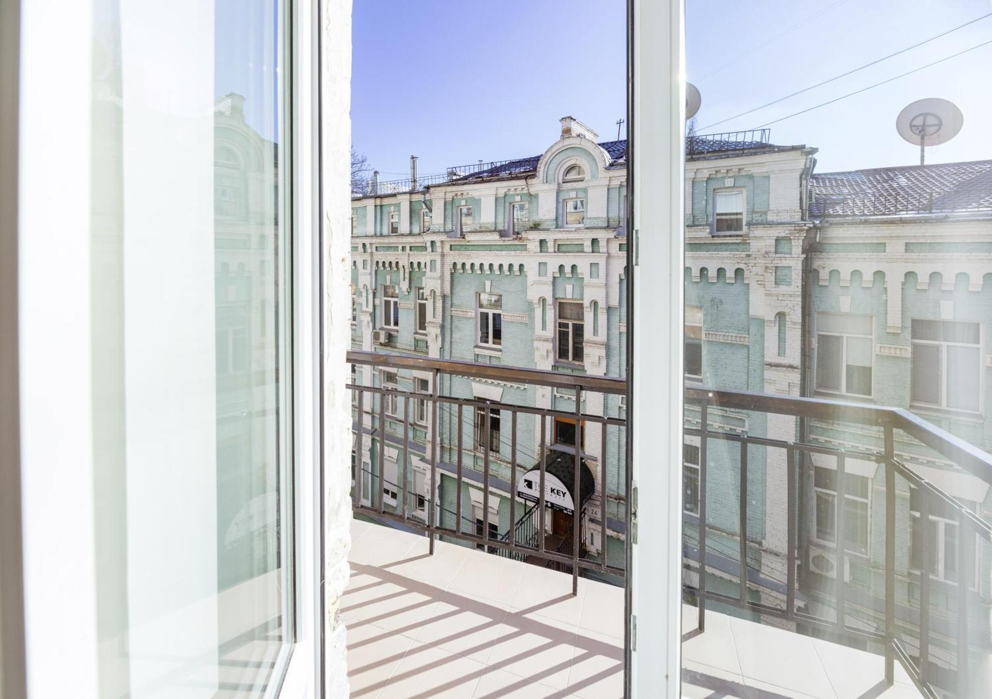 Apart Hotel Mikhailovsky Kiev Eksteriør bilde